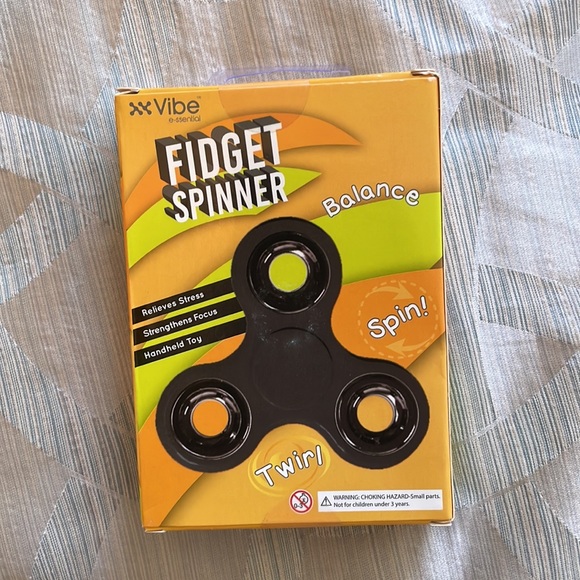 NWT Fidget Spinner - Picture 2 of 4